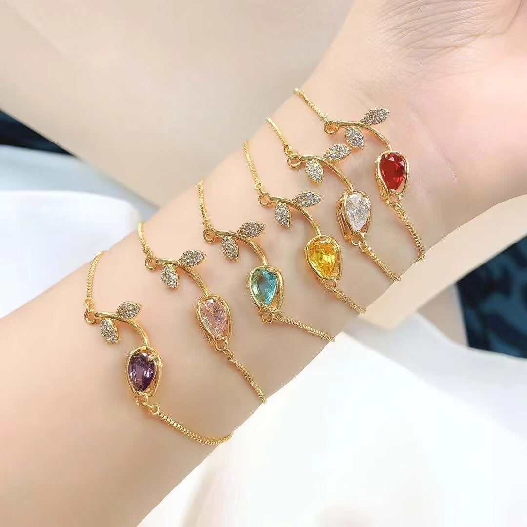 Minimalist Stainless Steel Bracelet - Tarnish Resistant Adjustable Daily Wear Accessory