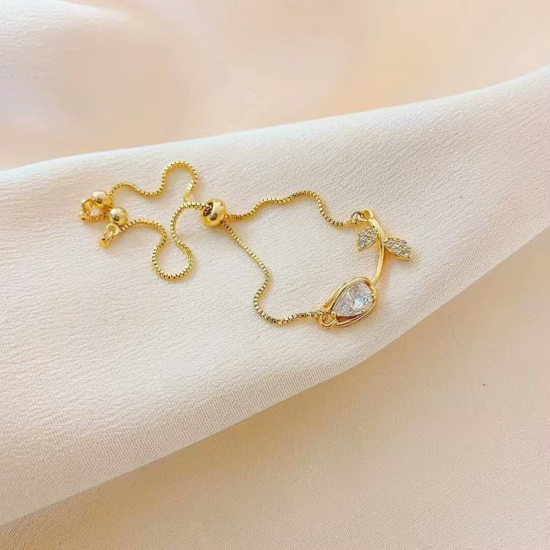 Minimalist Stainless Steel Bracelet - Tarnish Resistant Adjustable Daily Wear Accessory